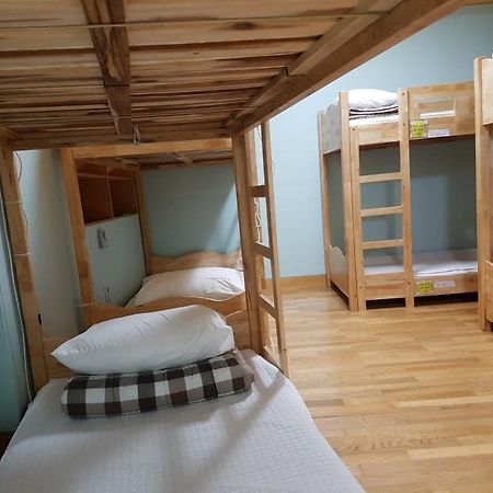 Hostel Lyndon Jeju Exterior photo
