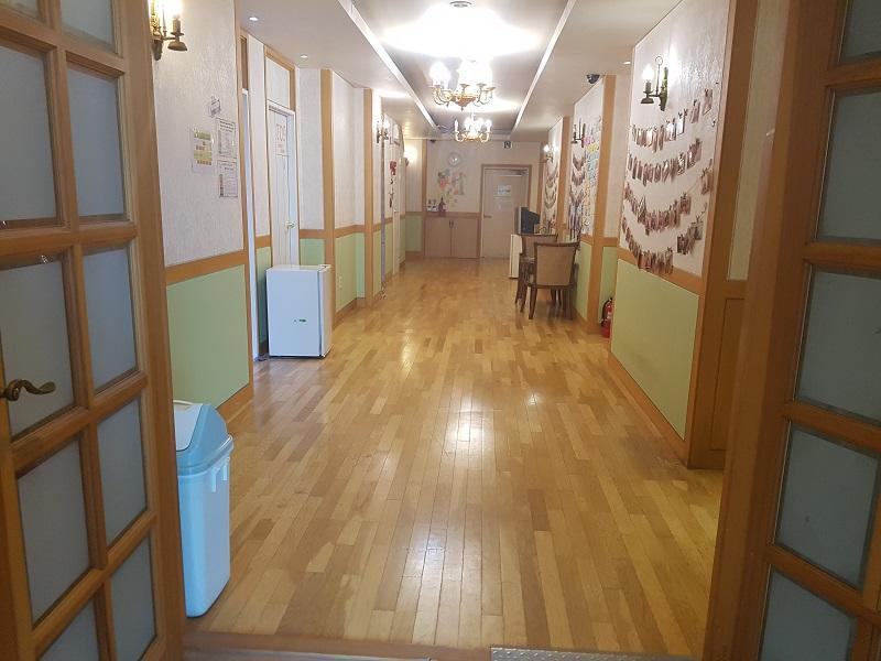 Hostel Lyndon Jeju Exterior photo